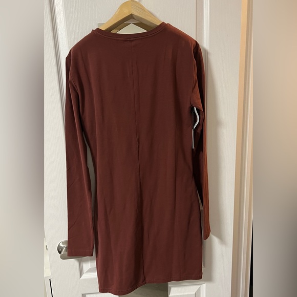 Aritzia TNA dark maroon chill Aimee dress size large l new - Picture 2 of 12